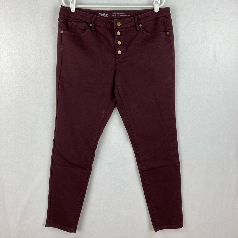 Mossimo Denim Women’s Wine Denim Jeans
Size 14/32R Skinny Super Stretch